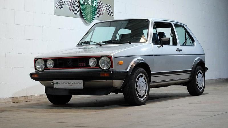 Silber Gebraucht 1981 VW Golf I GTI Kleinwagen | 23.900 € - Bild 1/4