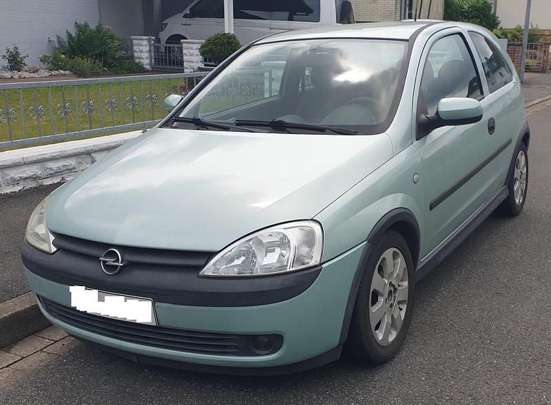 Grün Gebraucht 2002 Opel Corsa Sport Kleinwagen | 699 € (Superpreis) - Bild 1/4