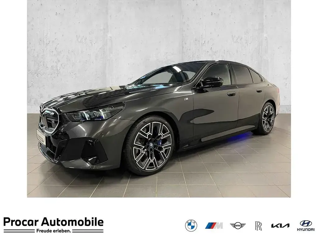Gebraucht BMW i5 M Sport 442 kW (601 PS) 2025 Limousine