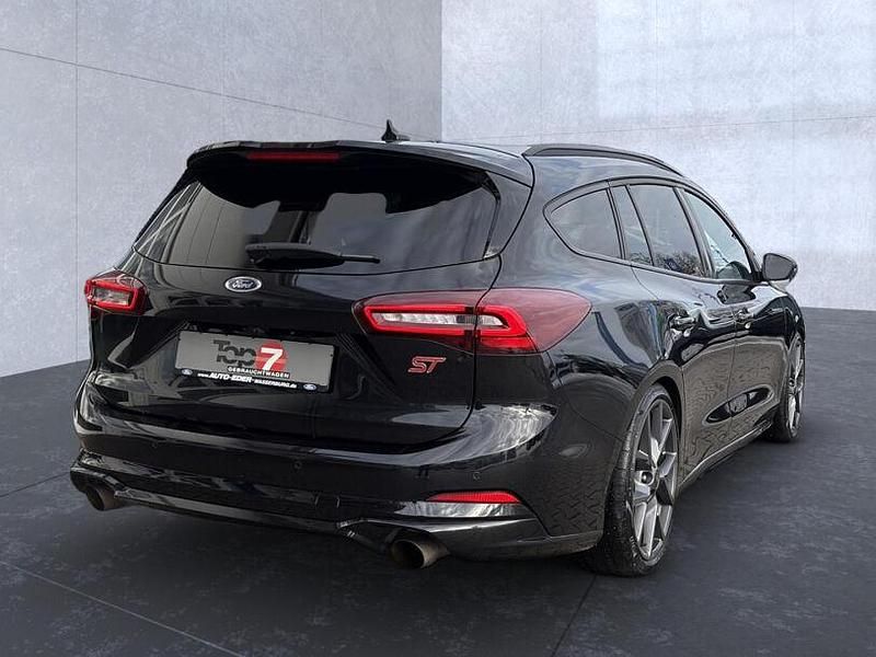 Second-hand Ford Focus ST 280 CP (205 kW) 2023 Negru Break