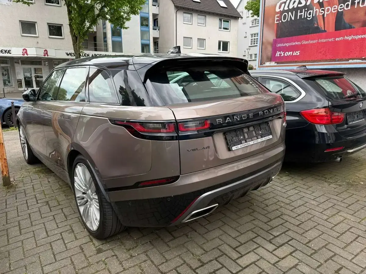 Gebraucht Land Rover Range Rover Velar SE Dynamic 300 PS (220 kW) 2018 Kaikoura stone SUV