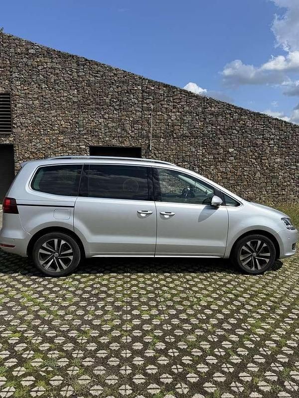 Gebraucht VW Sharan United 150 PS (110 kW) 2020 Silber Van / Kleinbus
