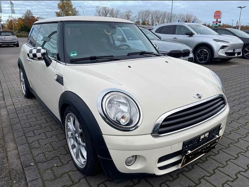 Gebraucht Mini ONE 90 PS (66 kW) 2009 Weiß Kleinwagen