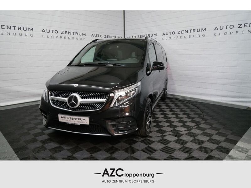 Obsidianschwarz metallic Gebraucht 2018 Mercedes V250 Exclusive Van / Kleinbus | 49.950 € - Bild 1/4