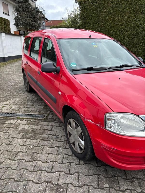 Gebraucht Dacia Logan 84 PS (61 kW) 2009 Rot Kombi
