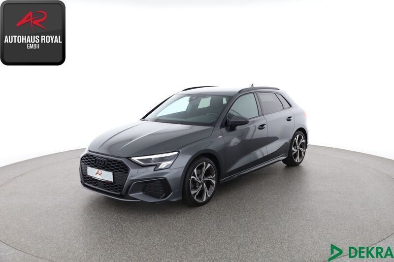 Grau Gebraucht 2022 Audi A3 Sportback S-Line Limousine | 24.880 € (Etwas zu teuer) - Bild 1/4