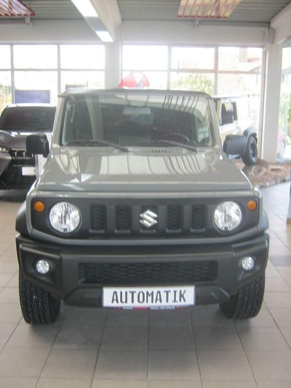 Gebraucht Suzuki Jimny Comfort 102 PS (75 kW) 2019 Grau SUV