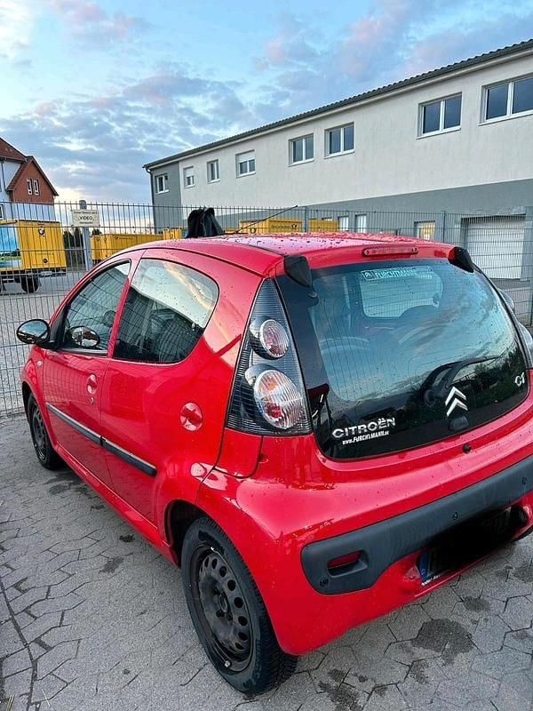 Gebraucht Citroën C1 68 PS (50 kW) 2010 Rot Kleinwagen