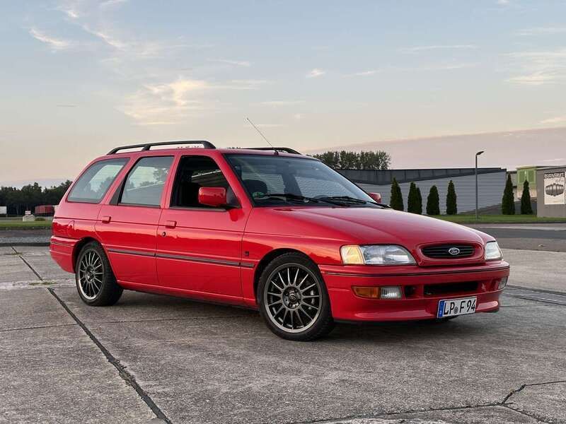 Rot Gebraucht 1994 Ford Escort Kombi | 5.500 € - Bild 1/4