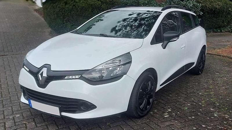 Weiß Gebraucht 2015 Renault Clio GrandTour Life Kombi | 6.250 € (Guter Preis) - Bild 1/4