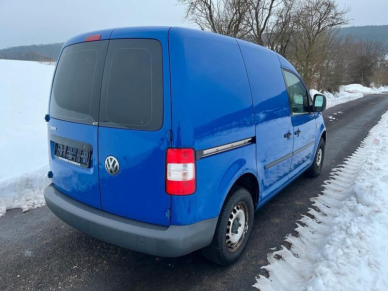 Gebraucht VW Caddy 105 PS (77 kW) 2010 Blau Van / Kleinbus