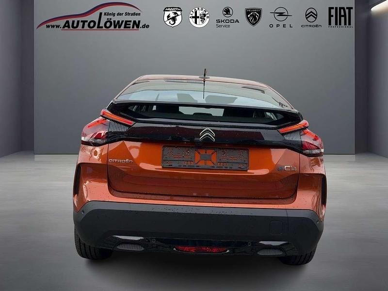Gebraucht Citroën e-C4 Feel 100 kW (136 PS) 2022 Karamellbraun/metal SUV