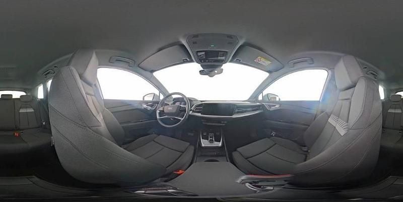 Gebraucht Audi Q4 e-tron Ambiente 210 kW (286 PS) 2025 Gletscherweiß SUV