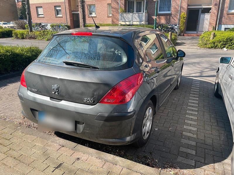 Gebraucht Peugeot 308 95 PS (69 kW) 2008 Grau Limousine