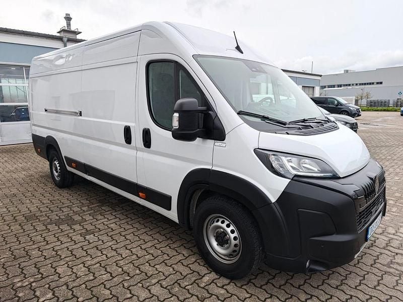 Gebraucht Peugeot Boxer 140 PS (102 kW) 2024 Weiß Van