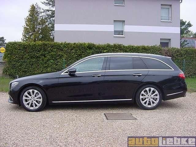 Usata Mercedes E350 258 CV (189 kW) 2017 Nero Berlina