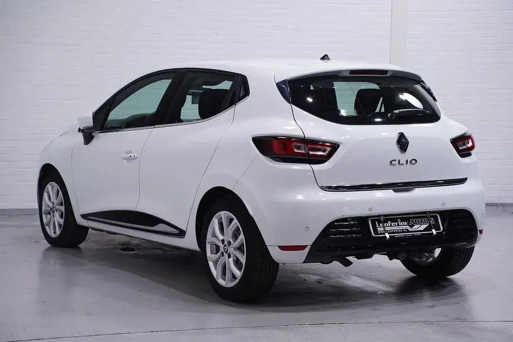 Gebraucht Renault Clio Intens 90 PS (66 kW) 2019 Weiß Limousine
