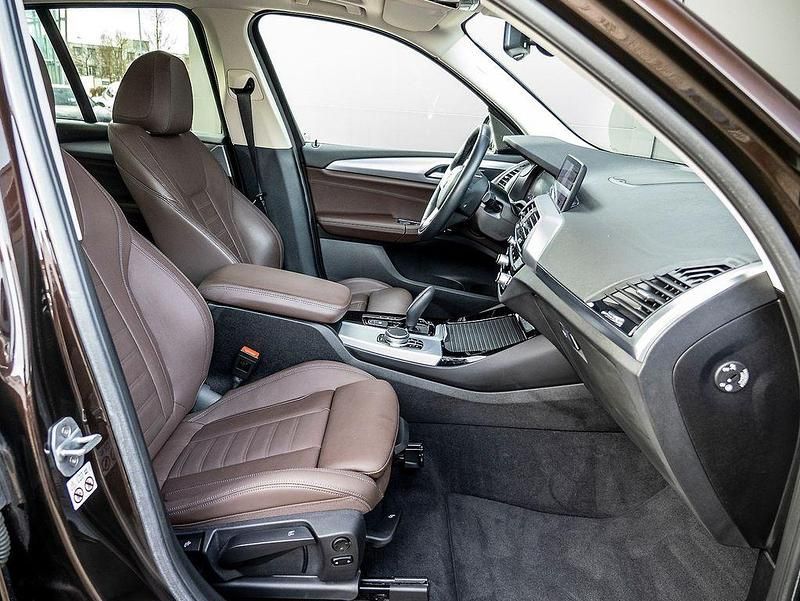 Gebraucht BMW X3 Sport Line 252 PS (185 kW) 2020 Braun SUV