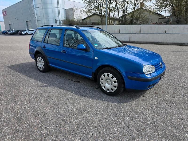 Gebraucht VW Golf IV 101 PS (74 kW) 2000 Blau Kombi