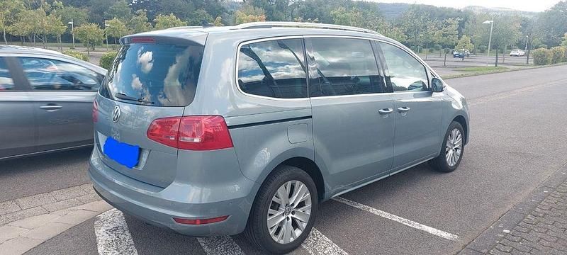 Gebraucht VW Sharan Life 140 PS (102 kW) 2014 Blau Van / Kleinbus