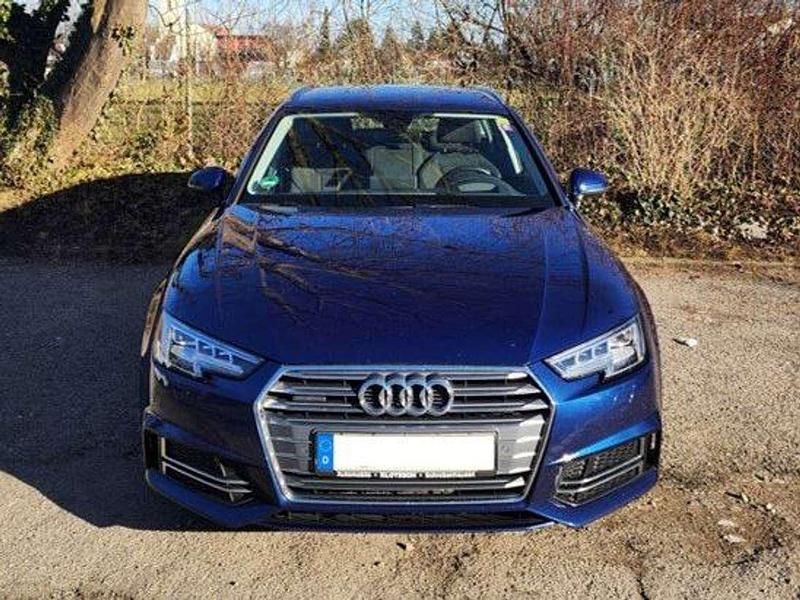 Blau Gebraucht 2018 Audi A4 Sport Kombi | 23.000 € (Fairer Preis) - Bild 1/4