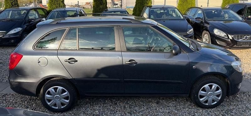 Second-hand Skoda Fabia Active 90 CP (66 kW) 2012 Gri Break