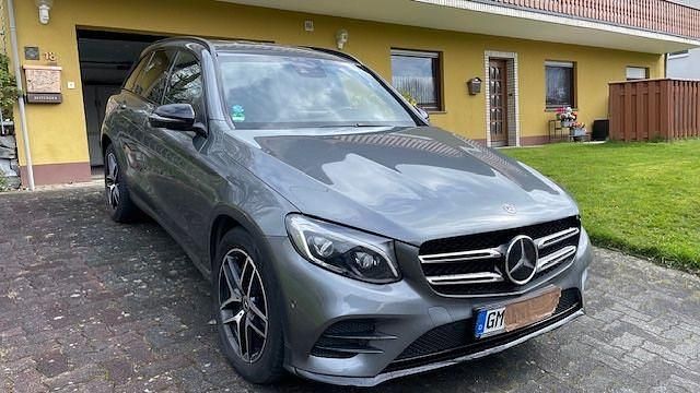 Gebraucht Mercedes GLC220 170 PS (125 kW) 2019 Grau SUV