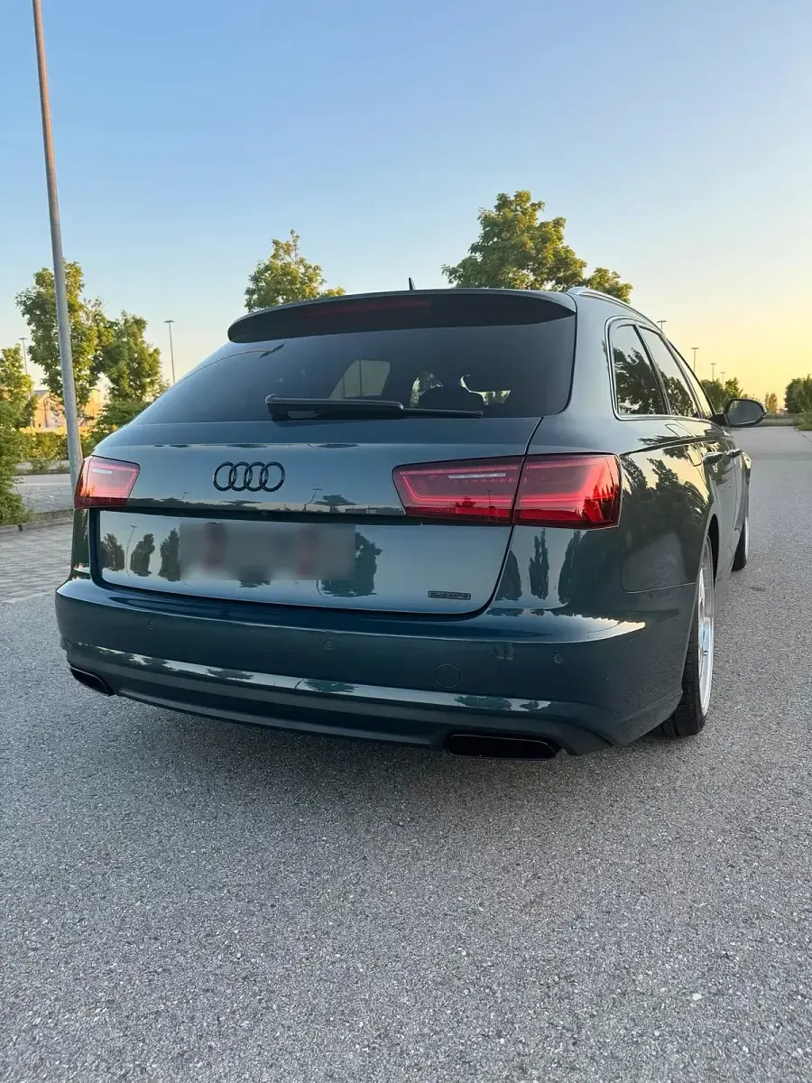 Gebraucht Audi A6 Comfort 252 PS (185 kW) 2016 Blau Kombi