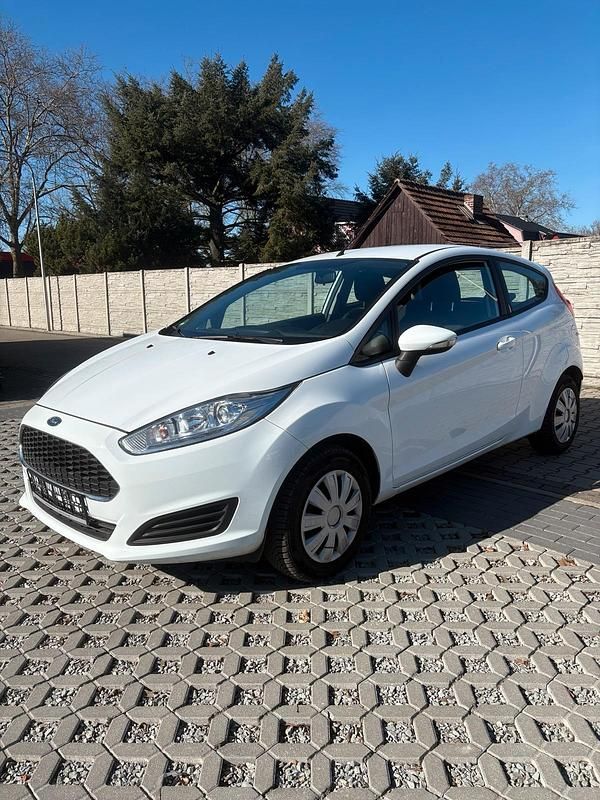Gebraucht Ford Fiesta 2016 Weiß Limousine