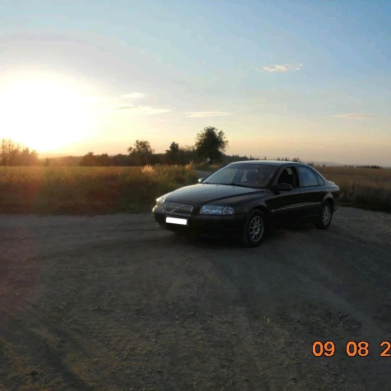 Grau Gebraucht 2000 Volvo S80 Limousine | 2.200 € (Fairer Preis) - Bild 1/4