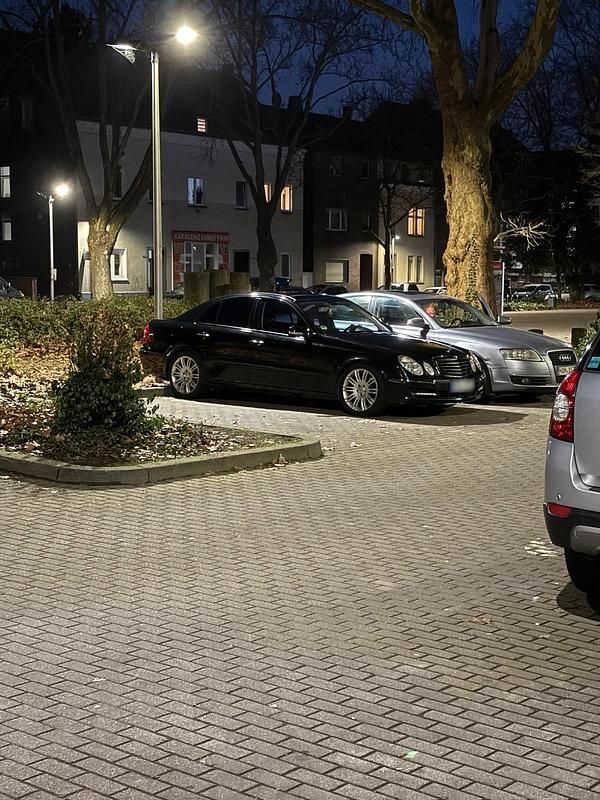 Gebraucht Mercedes E320 224 PS (164 kW) 2006 Schwarz Limousine