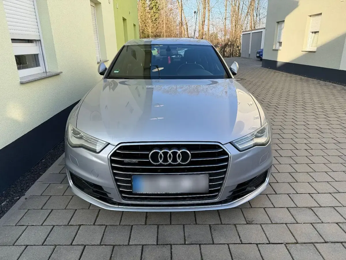 Gebraucht Audi A6 Sport 218 PS (160 kW) 2015 Silber Limousine