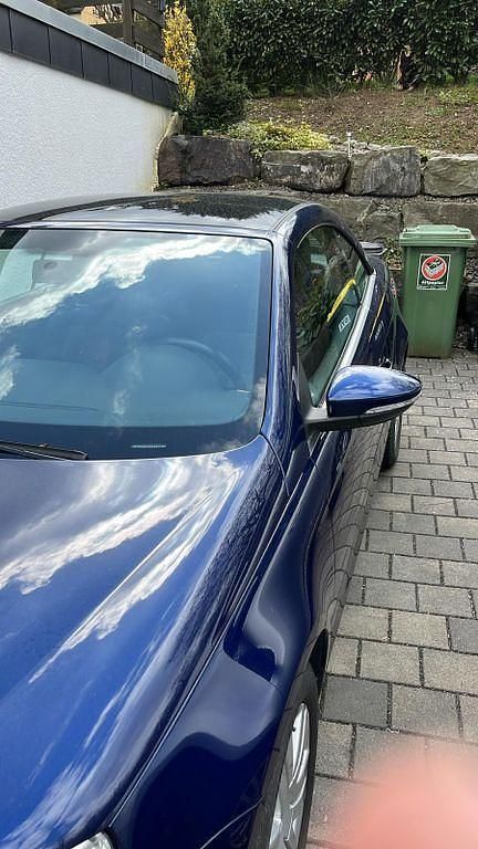 Gebraucht VW Eos 122 PS (89 kW) 2010 Blau Cabrio