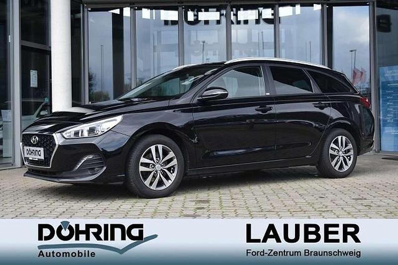 Phantom black Gebraucht 2018 Hyundai i30 YES! Kombi | 13.785 € (Fairer Preis) - Bild 1/4