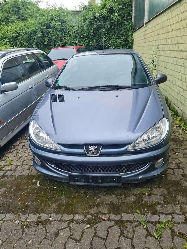 Grau Gebraucht 2006 Peugeot 206 CC Filou Cabrio | 600 € (Guter Preis) - Bild 1/4