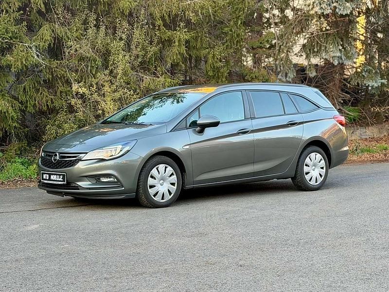 Grau Gebraucht 2016 Opel Astra Edition+ Kombi | 4.999 € (Superpreis) - Bild 1/4