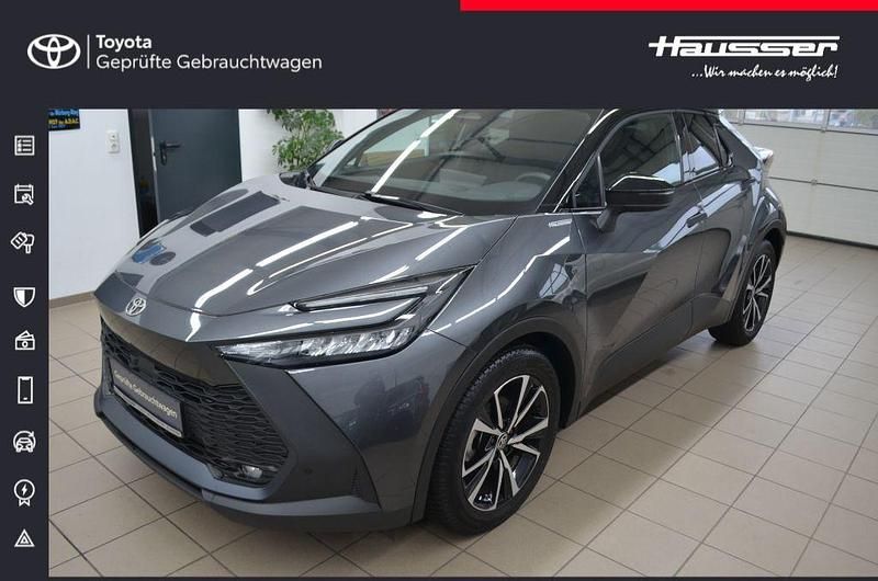 Grau Gebraucht 2024 Toyota C-HR Team SUV | 28.440 € (Fairer Preis) - Bild 1/4