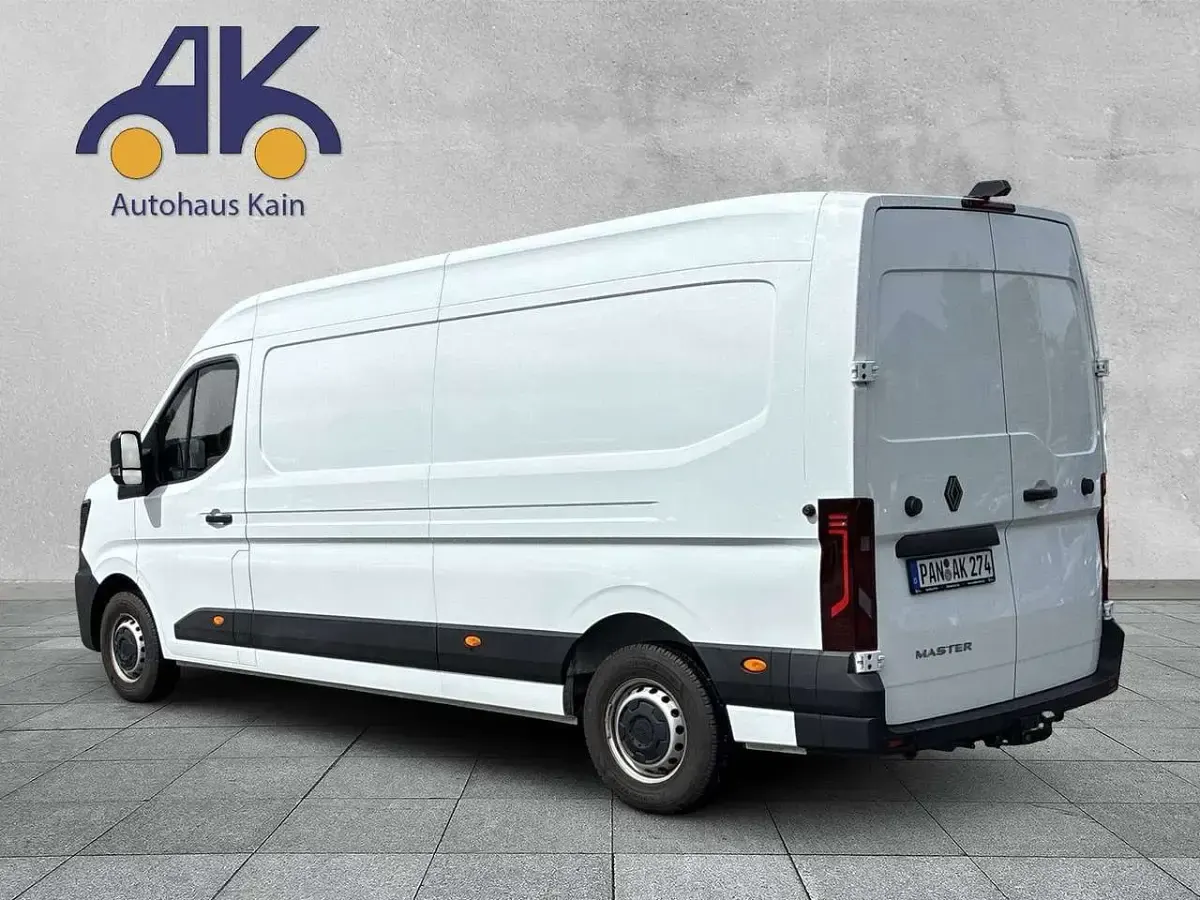 Gebraucht Renault Master 150 PS (110 kW) 2024 Mineral weiss Van / Kleinbus