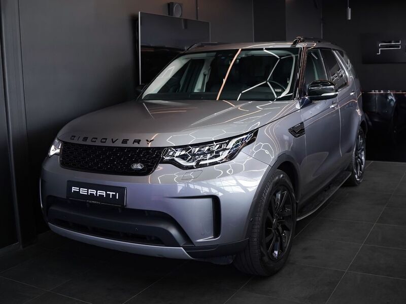 Grau Gebraucht 2020 Land Rover Discovery 5 HSE SUV | 33.900 € (Teuer) - Bild 1/4