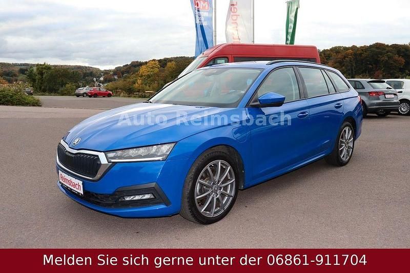 Second-hand Skoda Octavia 204 CP (150 kW) 2022 Albastru Break