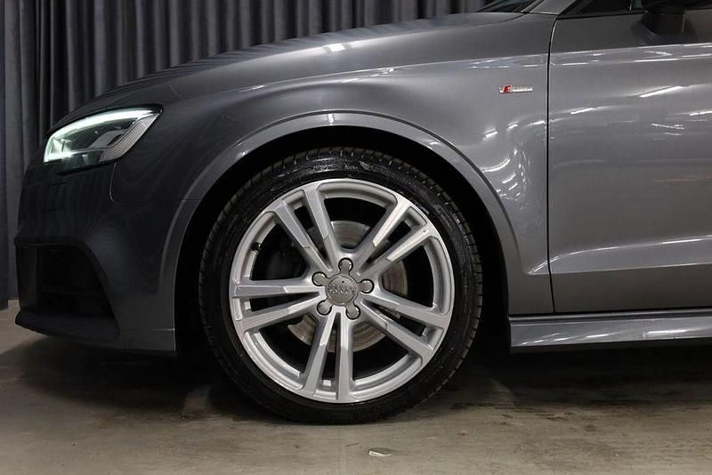 Second-hand Audi A3 Sport 190 CP (139 kW) 2020 Gri Berlinǎ