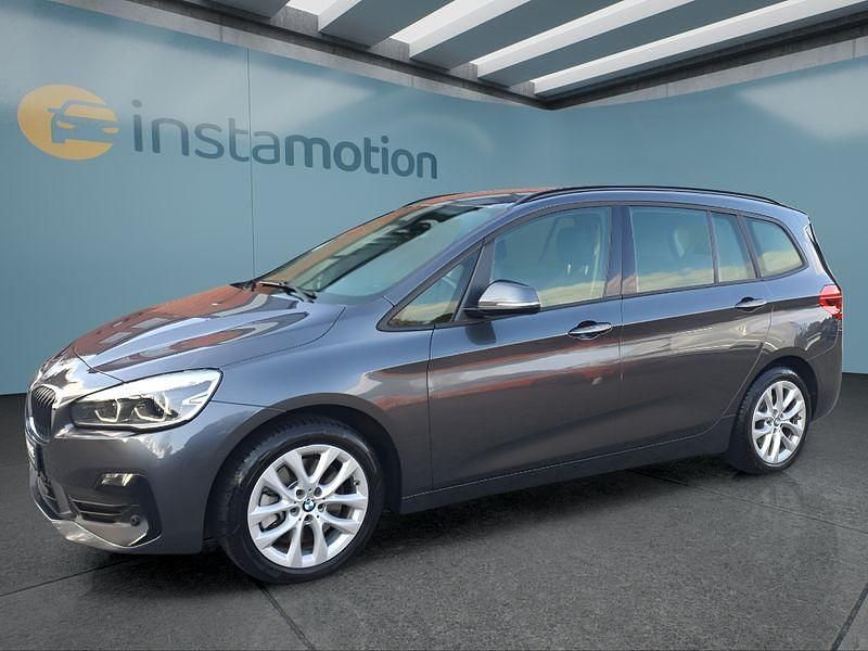 Grau Gebraucht 2021 BMW 218 Gran Tourer Van / Kleinbus | 22.549 € (Fairer Preis) - Bild 1/4