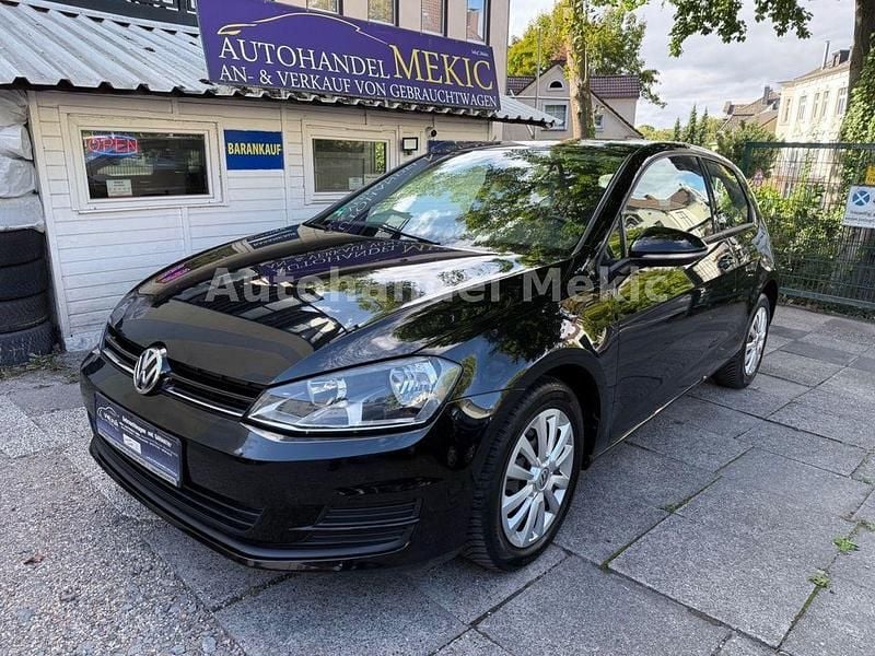 Schwarz Gebraucht 2015 VW Golf VII Trendline Limousine | 6.499 € (Superpreis) - Bild 1/4