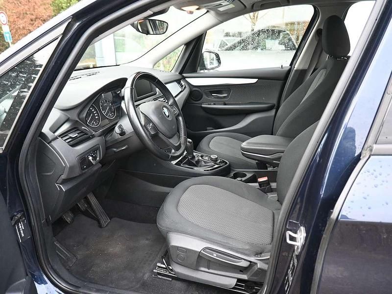 Gebraucht BMW 218 136 PS (100 kW) 2017 Imperialblaumet. Van / Kleinbus