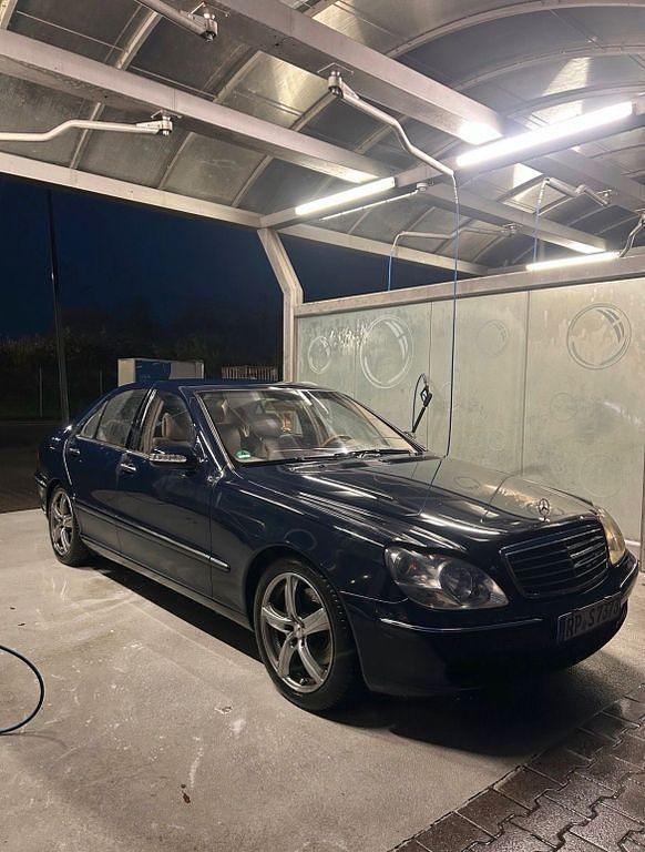 Gebraucht Mercedes S500 306 PS (225 kW) 2004 Blau Limousine