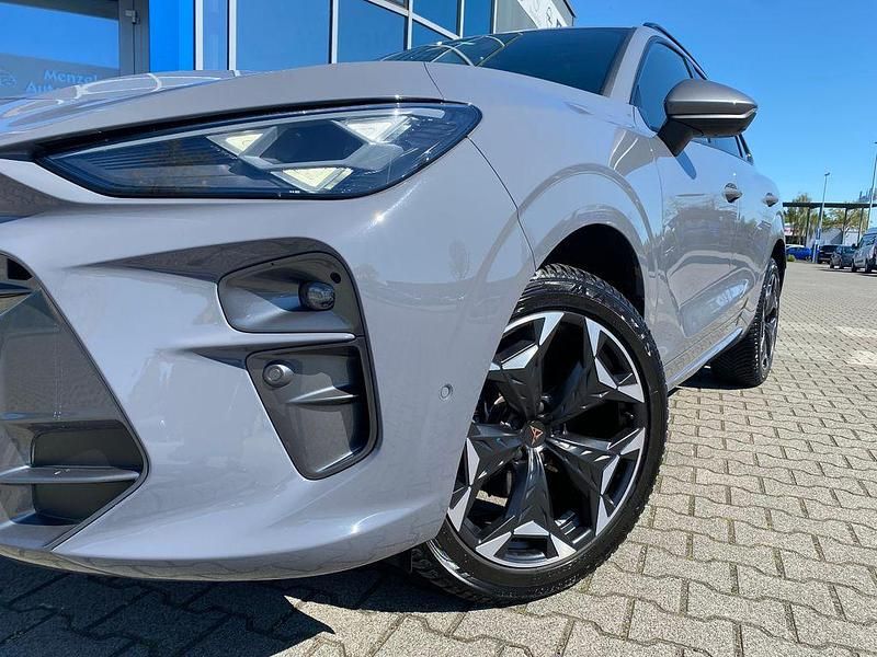 Second-hand Cupra Terramar 150 CP (110 kW) 2025 Gri SUV
