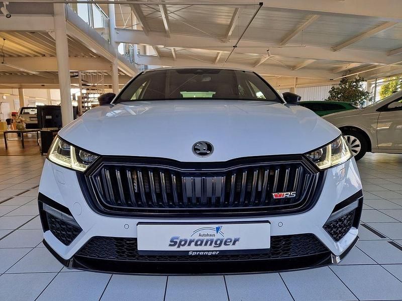 Gebraucht Skoda Octavia RS 200 PS (147 kW) 2023 Weiß Limousine