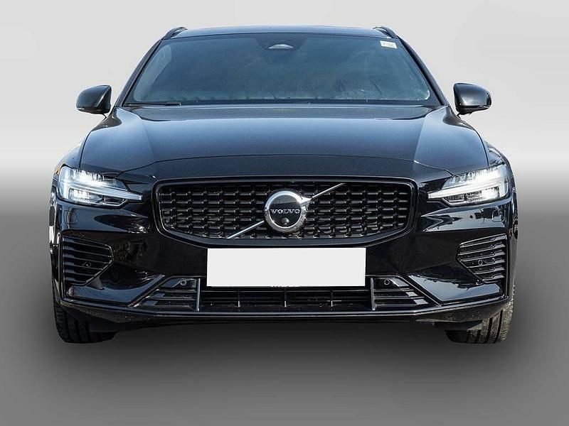 Gebraucht Volvo V60 Plus 349 PS (256 kW) 2022 Schwarz Kombi