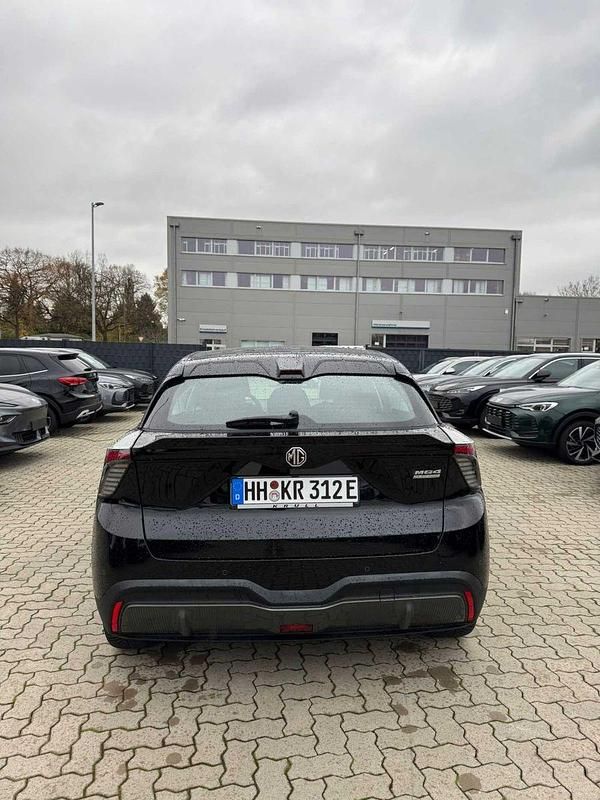 Gebraucht MG MG4 EV 125 kW (170 PS) 2025 Schwarz Kleinwagen