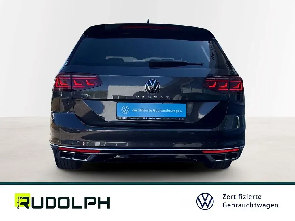 Używany VW Passat Elegance 190 KM (139 kW) 2023 Szary Kombi